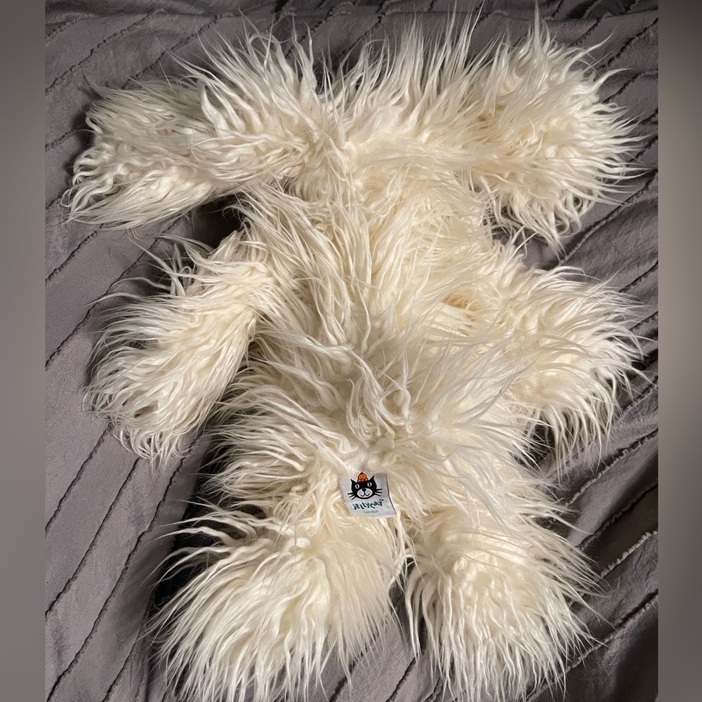 Jellycat Roberta Rabbit - Picture 9 of 9